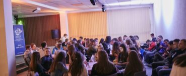 У лютому-березні планується відкриття підліткових клубів у 4 містах України!